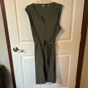 Royal Robbins Outdoor Travel Womens Size 16 Midi Pullover Dress Green belted